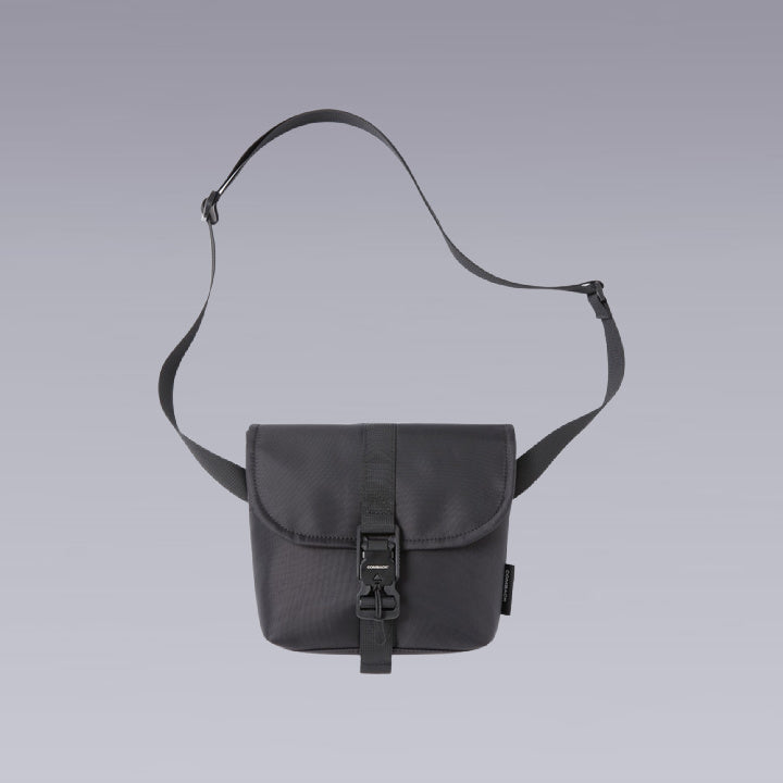 waterproof shoulder bag by clotechnow